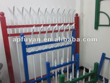 PVC garden palisade fence