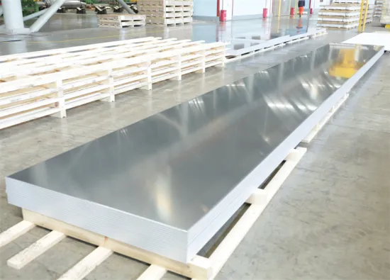 Aluminum Sheet with 200 to 1,600 mm Width