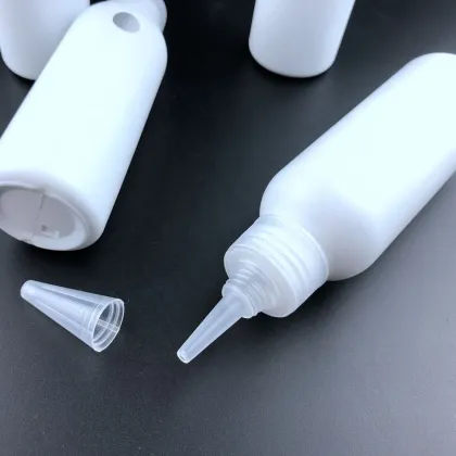 Small Capacity Sharpie Oil-based Paint Marker Medium Point White