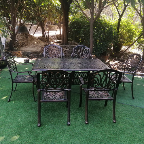 Outdoor cast aluminum tables and chairs