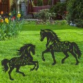 Arte da giardino in metallo realizzata a mano con caratteristiche di design di animali