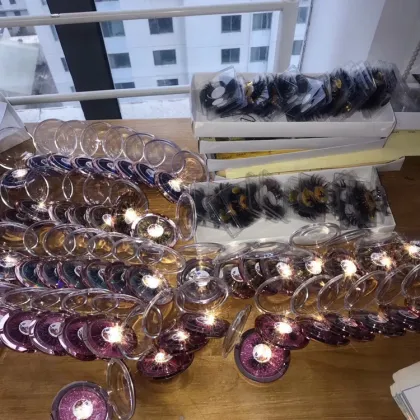 Customized Eyelash Packaging Box Premium Mink Eyelashes 3D Eyelash Packaging Box 100 Packs Crown Lash Box Package