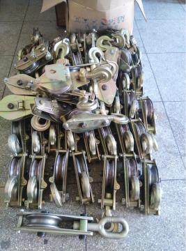 Double-side opened Lifting Pulley