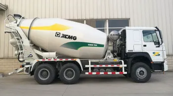XCMG G10K 10m³ Concrete Mixer for Infrastructure Projects