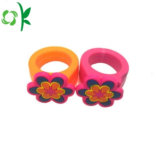 Anillos de silicona 3D de dibujos animados en relieve anillo para niños