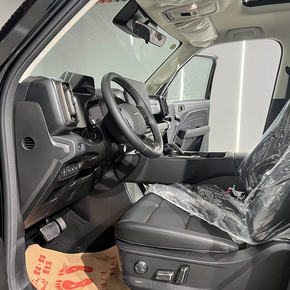 Hybrid hardcore SUV HAVEL RAPTOR