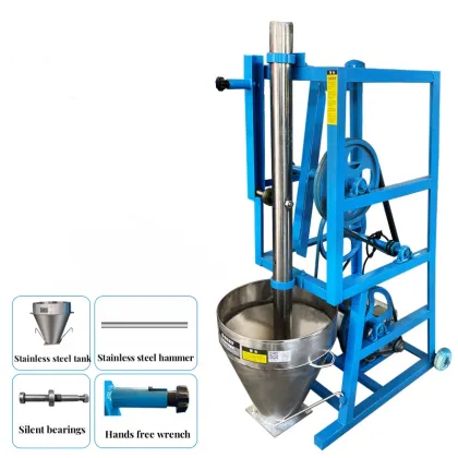 Pounding Chili Noodles and Hammer Crushing Dry Chili Peppers Machine