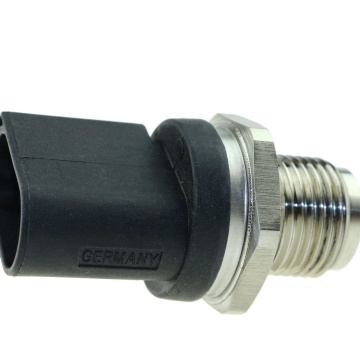 Detroit Diesel DDE Fuel Common Rail High Pressure Sensor for Truck Parts (A0071530228)