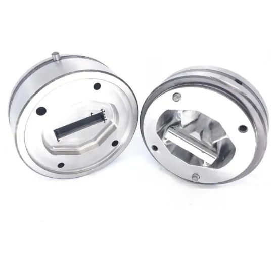 Extrusion die for aluminum profile of exterior window