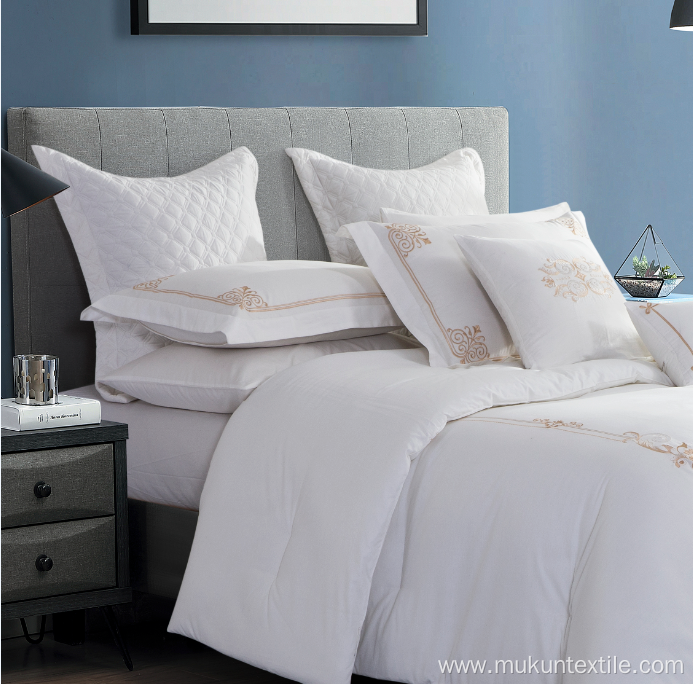 wholesale polyester fabric bedding comforter sets