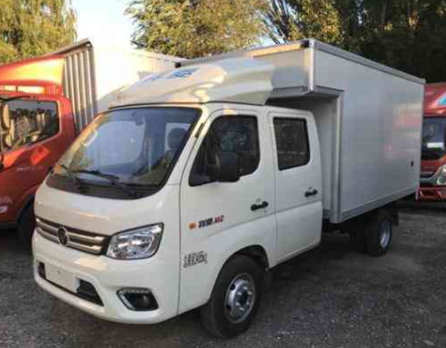 Compact Vehicle for Livestock Transportation