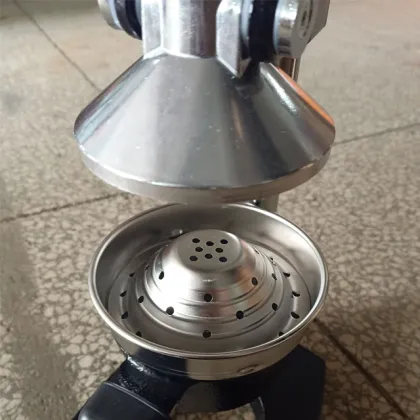 Hand-Operated Pomegranate Juice Press: Extracting Fresh Juice Naturally