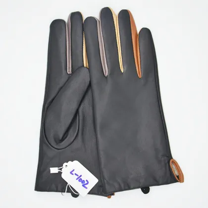 Lady sheepskin leather gloves