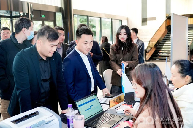 8ac6dd50-71b1-4ef5-ad5e-4e4901707a8c