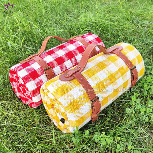 Waterproof Beach Blanket Yarn-dyed plaid thickened waterproof picnic mat Factory