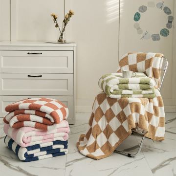 Coperte a maglia per il checker retrò personalizzabili: decorazioni per la casa del soggiorno perfetto e asciugamani morbidi per le tue esigenze all'ingrosso