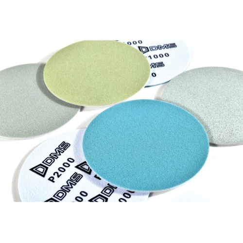 내구성 있는 그릿으로 오래 지속되는 샌딩을 위한 DMS 폼 디스크