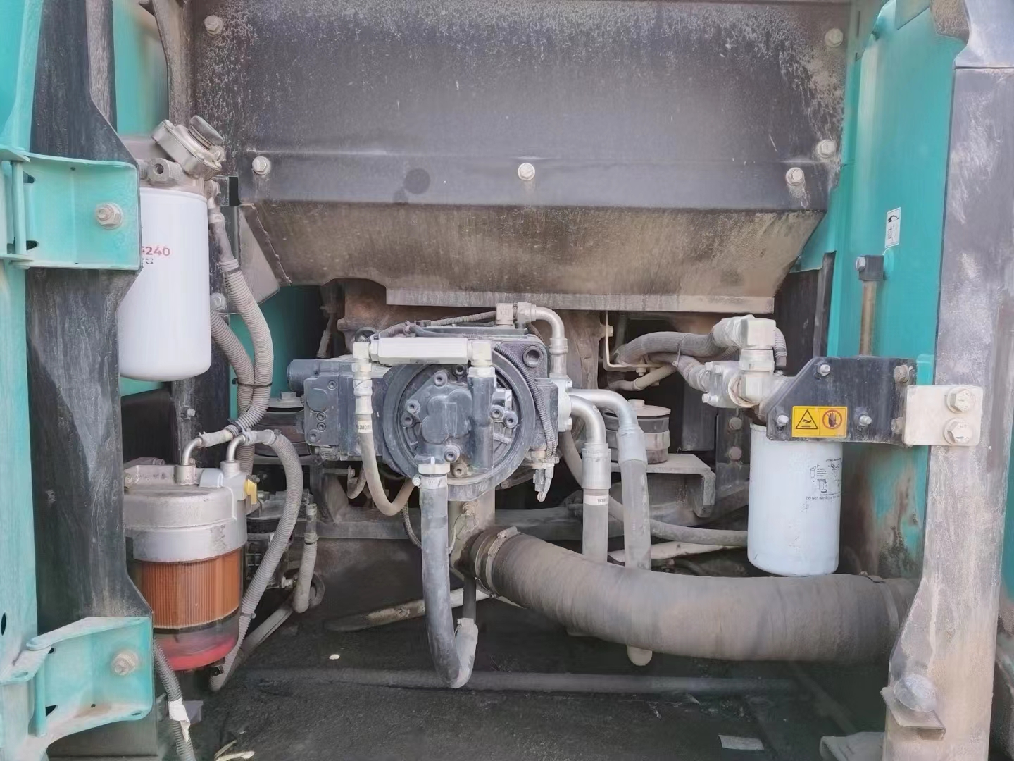 Used Kobelco SK200 Excavato