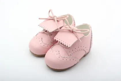 2017New Stylle Hollow Out Baby Oxford Shoes Pink Toddler Dress Shoes