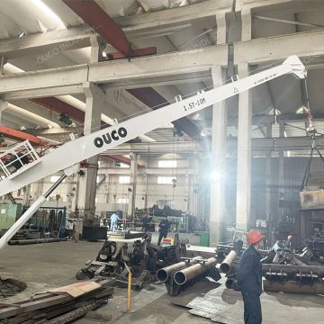 Construit pour durer: les grues marines d&#39;Ouco avec des plaques d&#39;acier à haute résistance