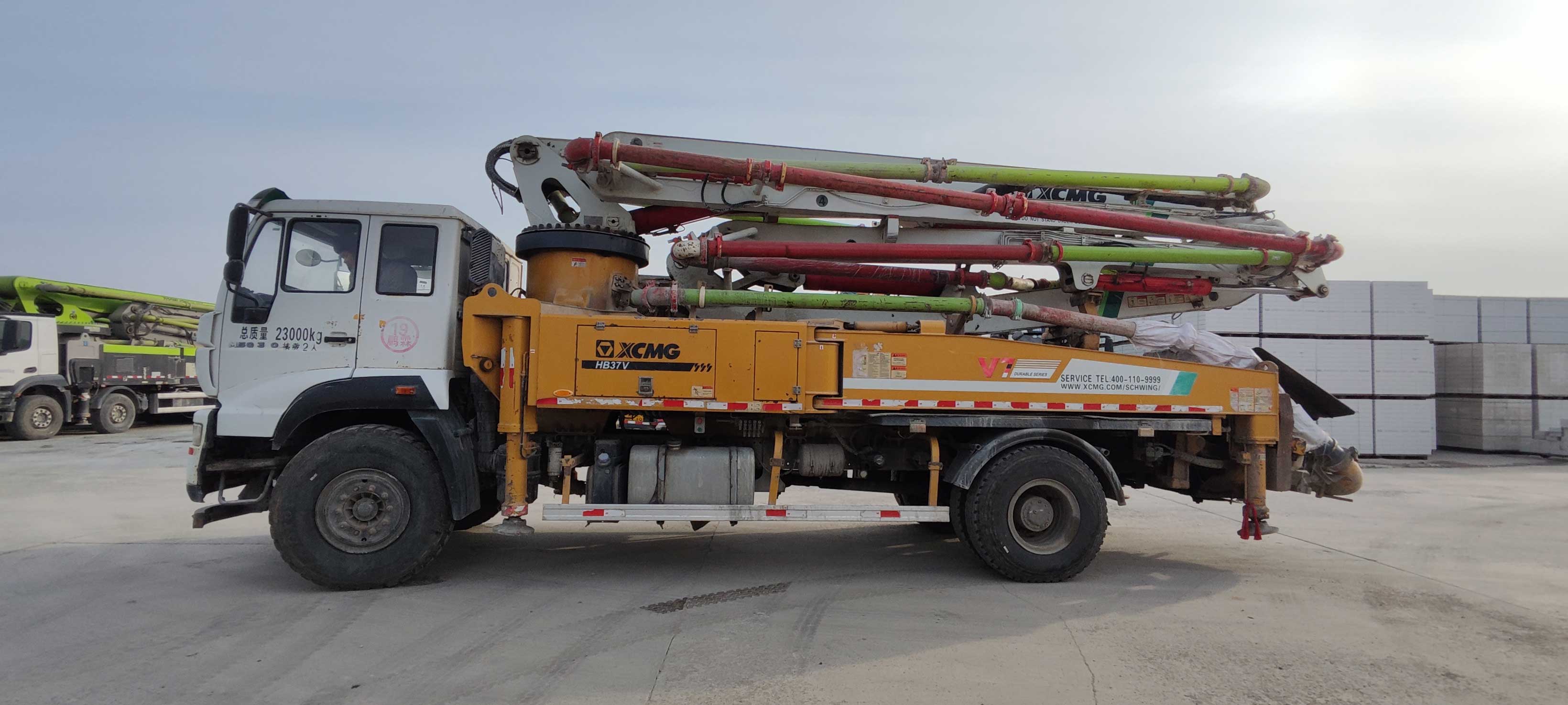 used-concrete-pump-truck used-concrete-pump-truck