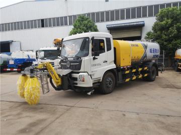 Vehicle Mounted Highway Guardrail Cleaning Brush
