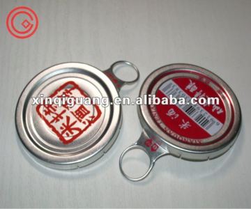 Metal pull-ring cup cap for wine
