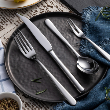 Utensili da cucina forchetta e coltello cucchiaio posate