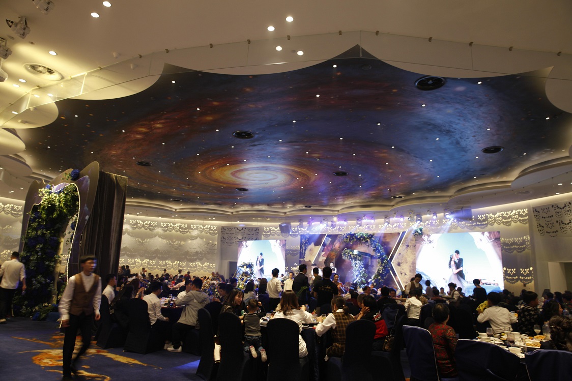 Ballroom lighting