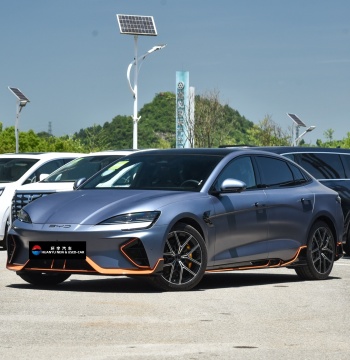 2024 Uszczelka BYD 650 km 4WD Sedan elektryczny - nowy pojazd energetyczny w magazynie