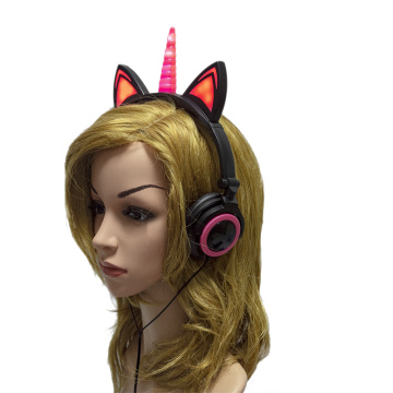 2019 Novel Unique Light Up Unicorn Headphones