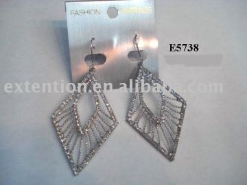 earring