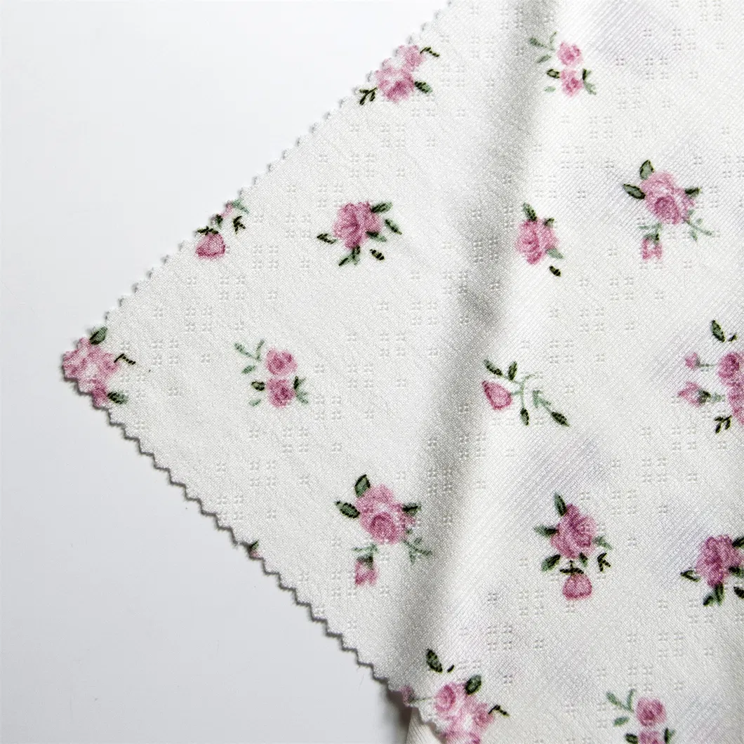 เทคโนโลยีใหม่ผ้า Jacquard ลายดอกไม้หรูหราสำหรับเครื่องแต่งกายแฟชั่นสตรี