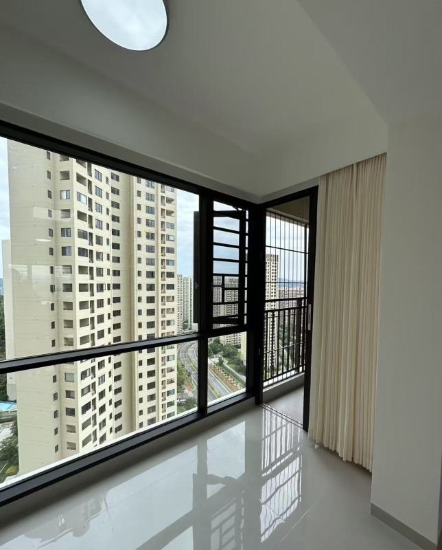 Modern Casement Window for Home Use