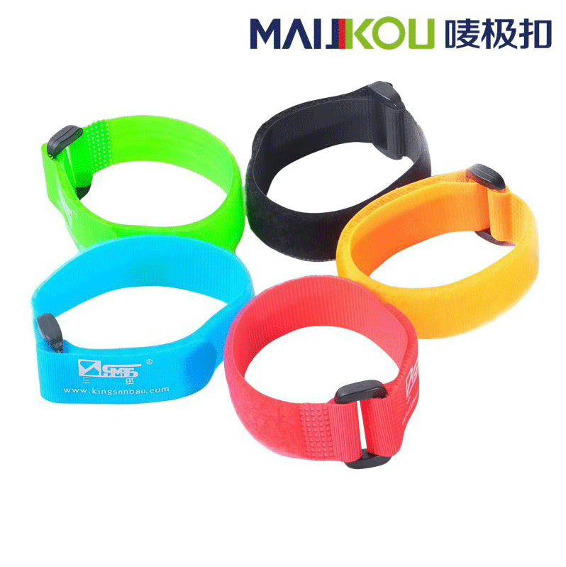 Secure Cable Management with Reversible Velcro Ties