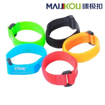 Secure Cable Management with Reversible Velcro Ties