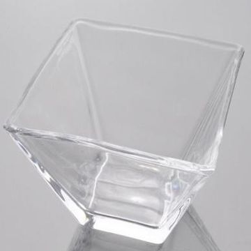 Machine Press Dessert Serveware, Suitable for Daily Use, with Square Bottom