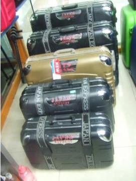 luggage,travel bag,trolley bag