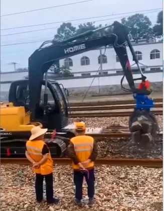 Rail and Sleeper Handling Equipment Sleeper Grapple