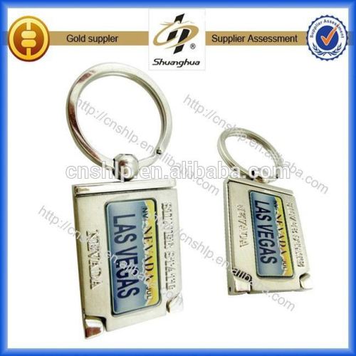 Low price high quality custom barcelona keychain