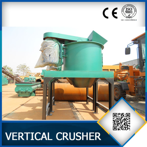 Fertilizer vertical crusher with chain structure