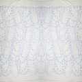 Niebiesko-biała hafciarska tkanina koronkowa