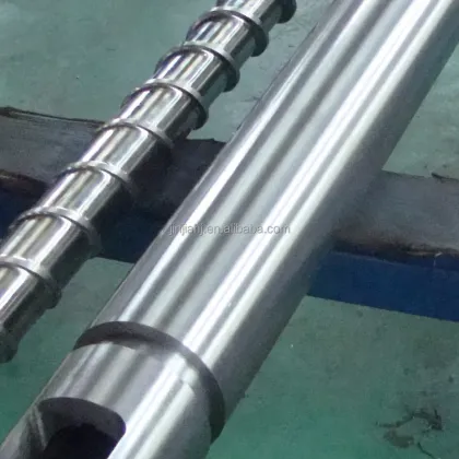 Bimetallic barrel for injection machinery
