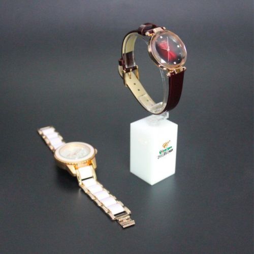 Classic Single Watch Acrylic Display Stand