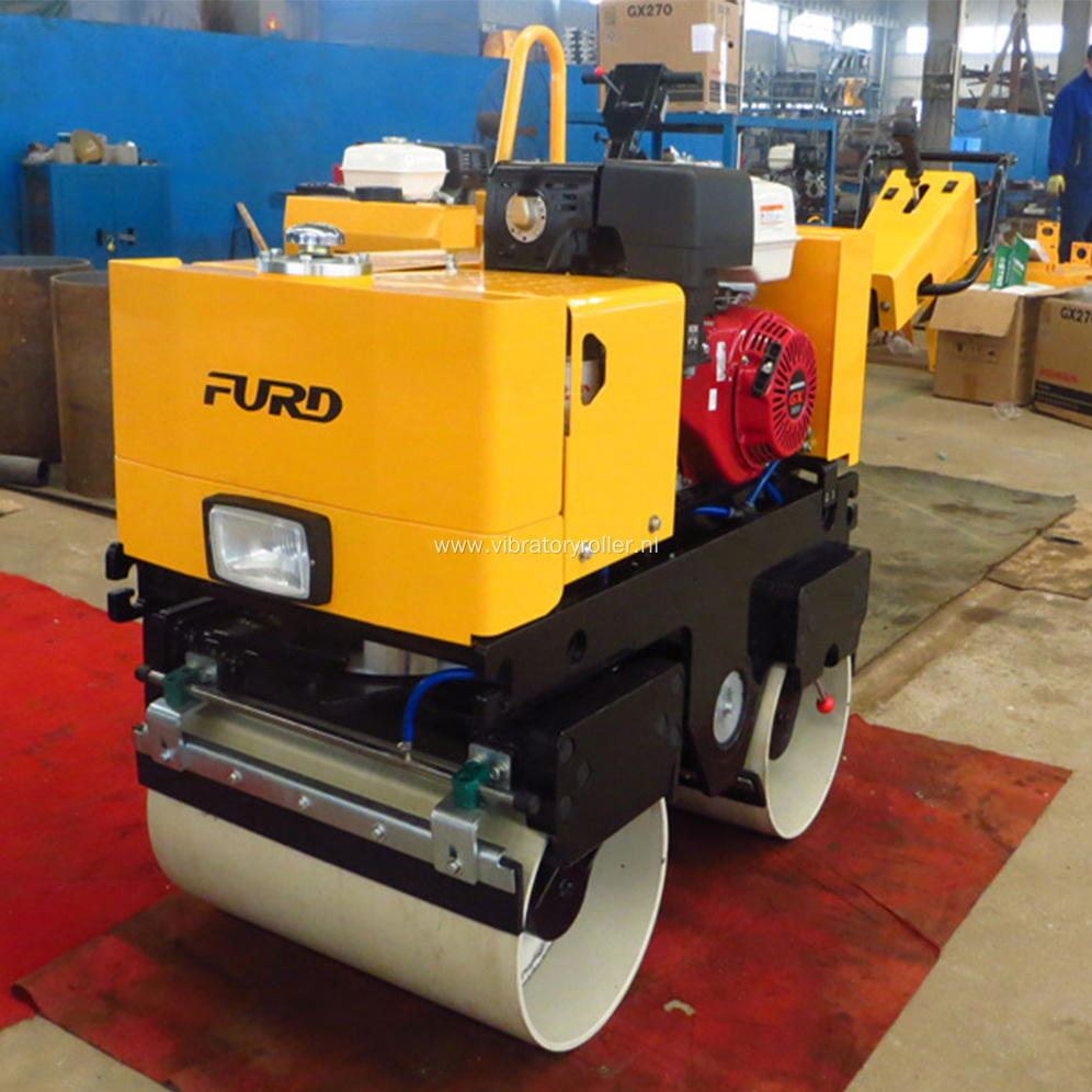 Hydraulic Driving 800kg Road Roller For Sale