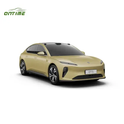 The Luxury Electric Vehicle Adopts The Ontimeet5 Made in China Which Is Suitable for Household Use and Has a Long Lifespan of 710km of Battery Life