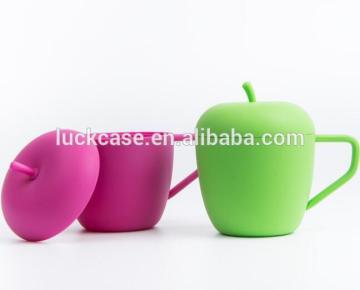 2016 New Product Custom Apple Shape Silicone Drinking Cup/Silicone Soft Cup for Kid