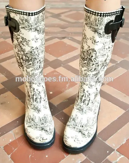 women colorful boots