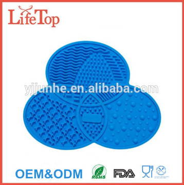 Cosmetic Washing Tool Makeup Brush Cleaning Mat with Suction Cups