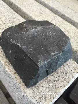 Granite cubestone